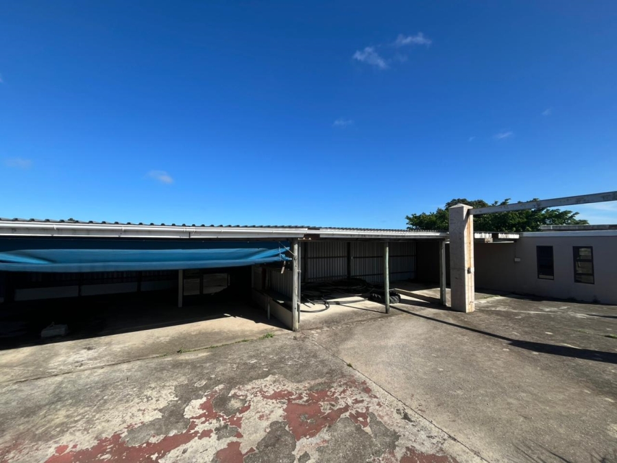  Bedroom Property for Sale in Cove Ridge East Eastern Cape
